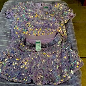 New girls 5-7 top and skirt and pants Light purple sequence